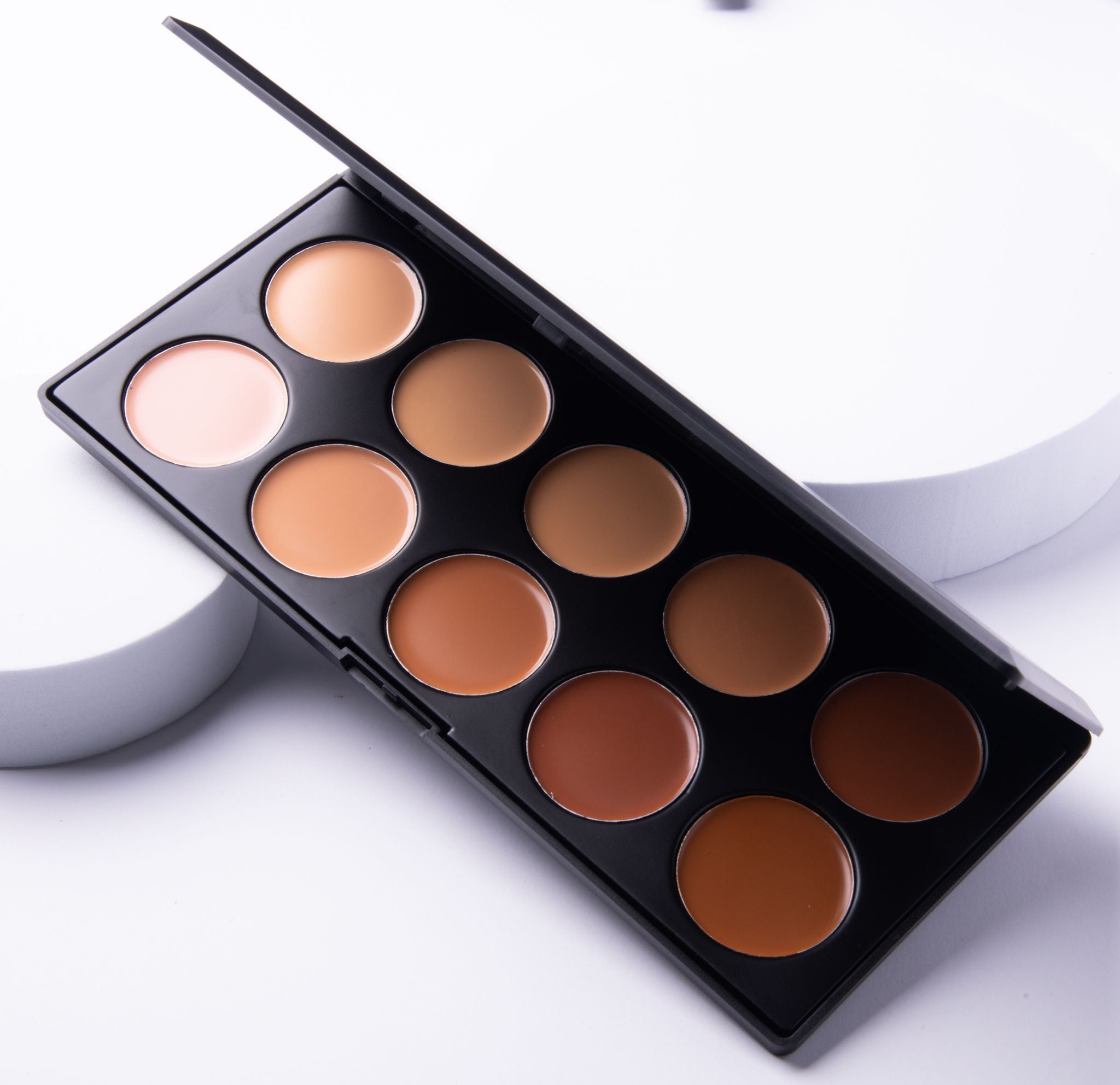 The Brow Geek Brow Highlighting contour Palette